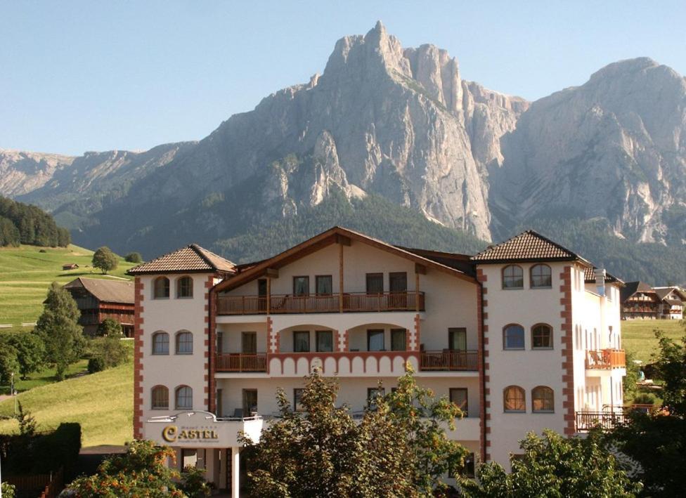קאסטלרוטו Hotel Castel Oswald Von Wolkenstein מראה חיצוני תמונה